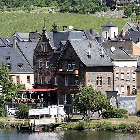 Vier Loewen Szálloda 2*