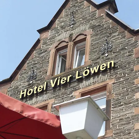 Vier Loewen מלון