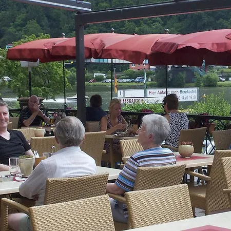 Vier Loewen Ξενοδοχείο 2*